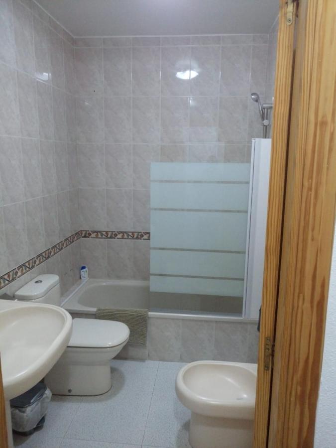 Apartamentos La Bastida Тотана Экстерьер фото