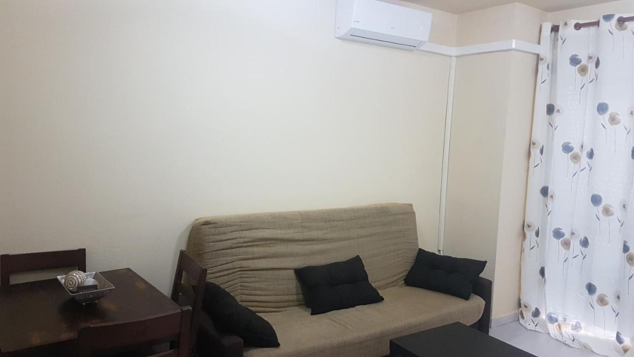 Apartamentos La Bastida Тотана Экстерьер фото